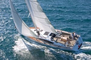JEANNEAU 58 NEW 2017! This elegant offshore cruiser offers an exceptional interior and deck plan designed by Vittorio Garroni with ease of handling in mind.